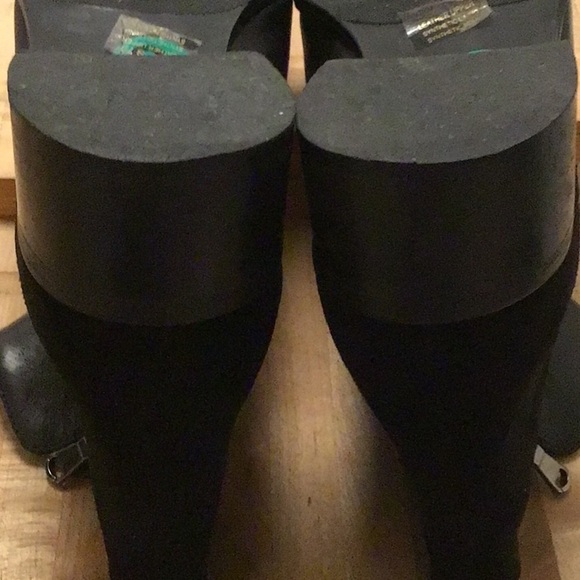 Fabianelli Made in Italy black leather pointy toe side zip block heel boots. S 8 - Picture 6 of 11